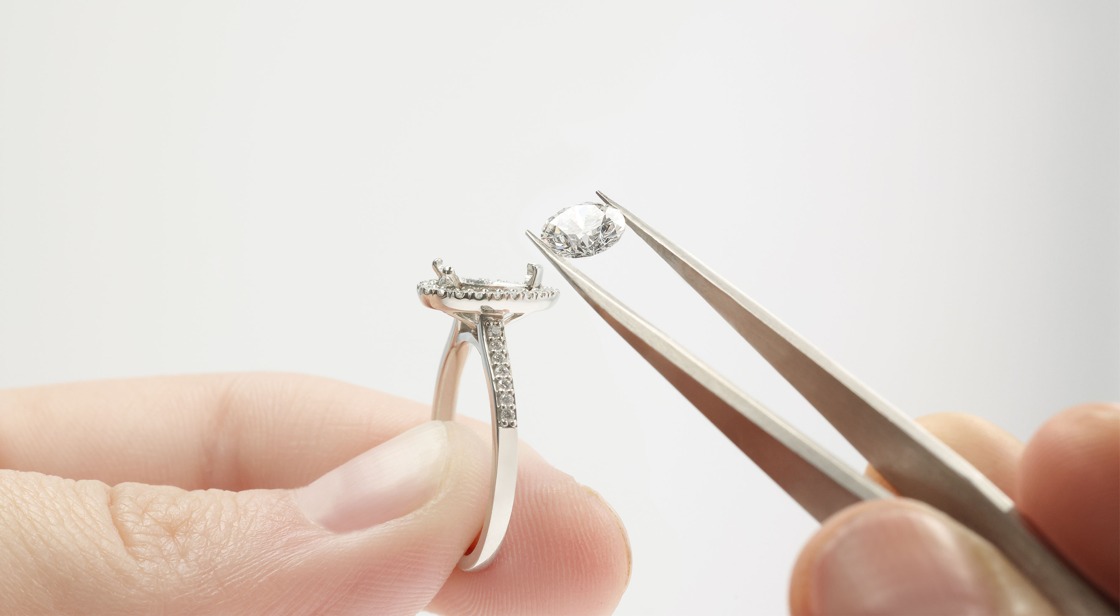 Laings Guide - The 4Cs of Diamonds