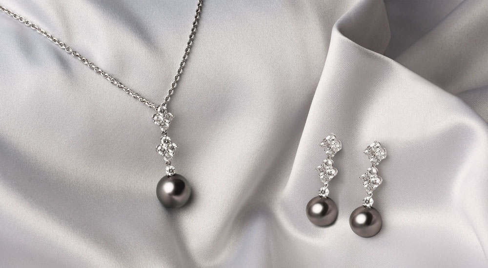 Exploring the Gem of the Ocean: Pearl