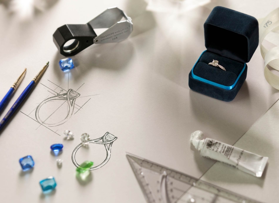 Bespoke Jewellery Design, Felicity Lynden - Meet the Team