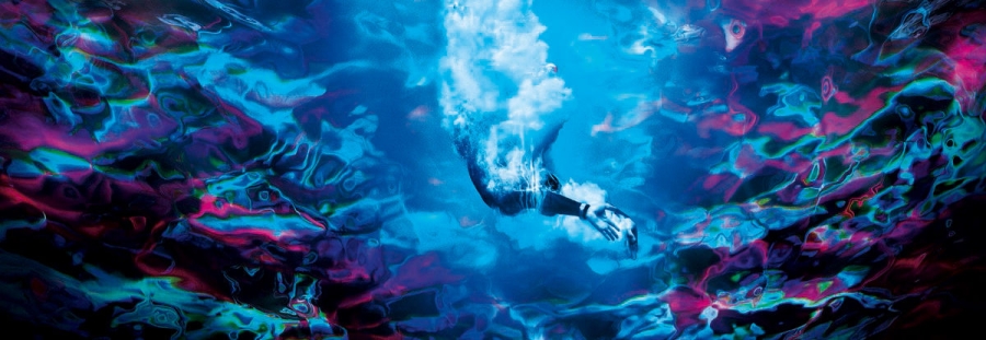 Go Beyond the Edge with the Aquaracer Professional 300