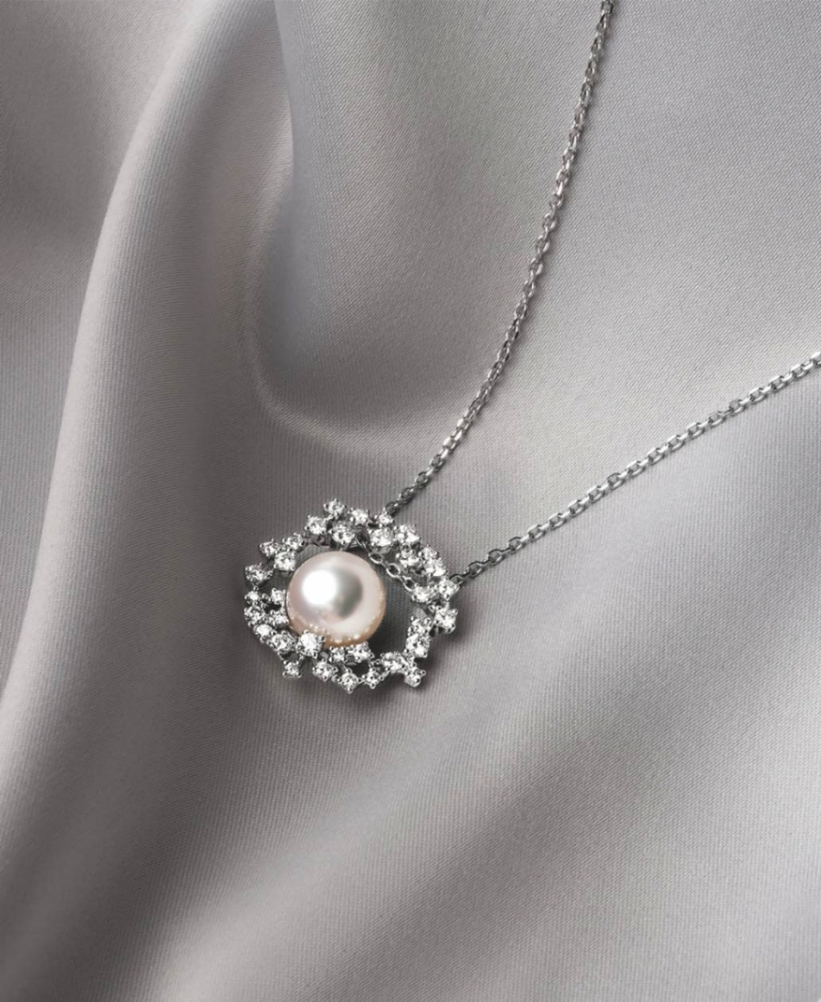 Pearl Gifting Through The Ages