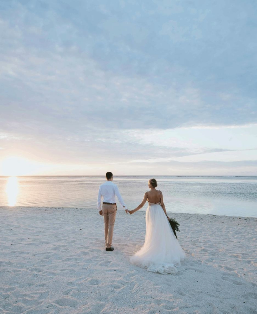 Laings Guide to Destination Weddings