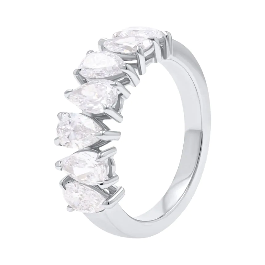 18ct White Gold 2.26ct Pear Cut Diamond Ring