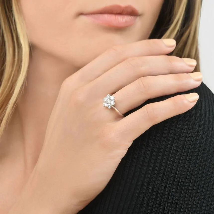 Platinum Daisy Cluster 1.00ct Diamond Ring