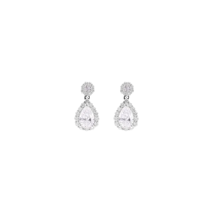 18ct White Gold Pear Cut Diamond Drop Earrings
