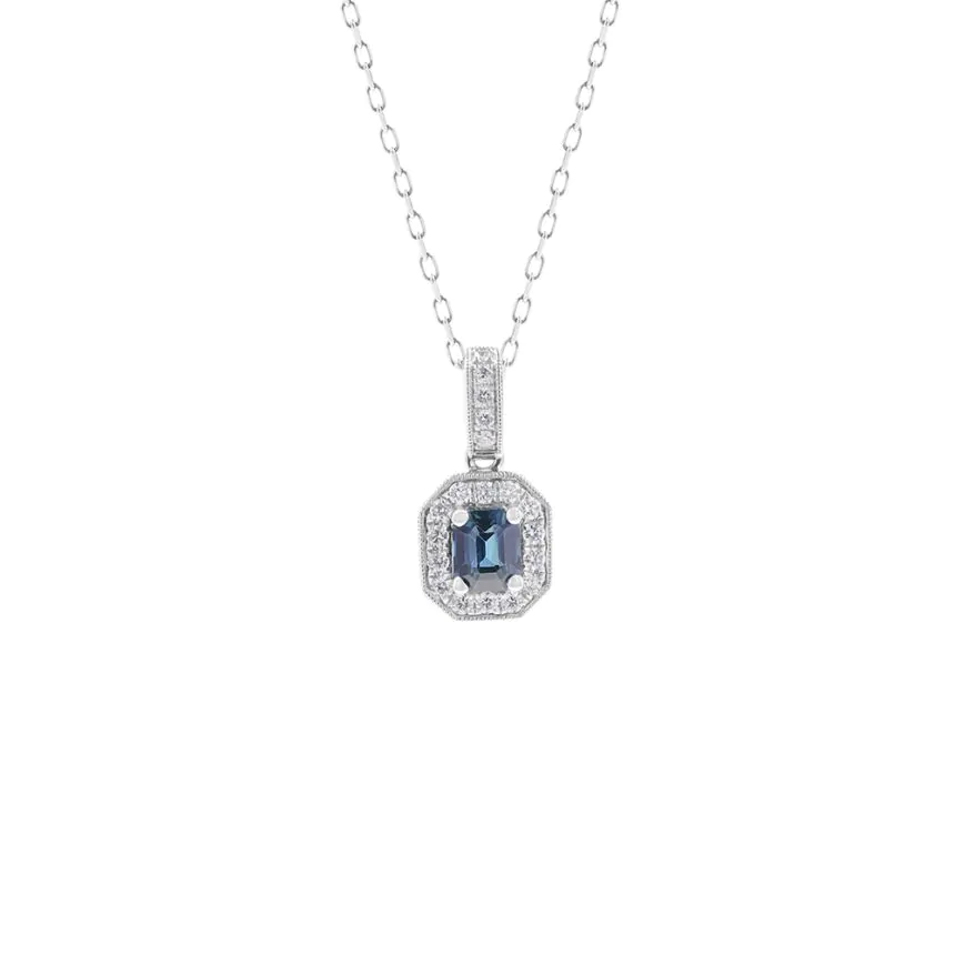 18ct White Gold 0.60ct Sapphire and 0.19ct Diamond Cluster Pendant and Chain