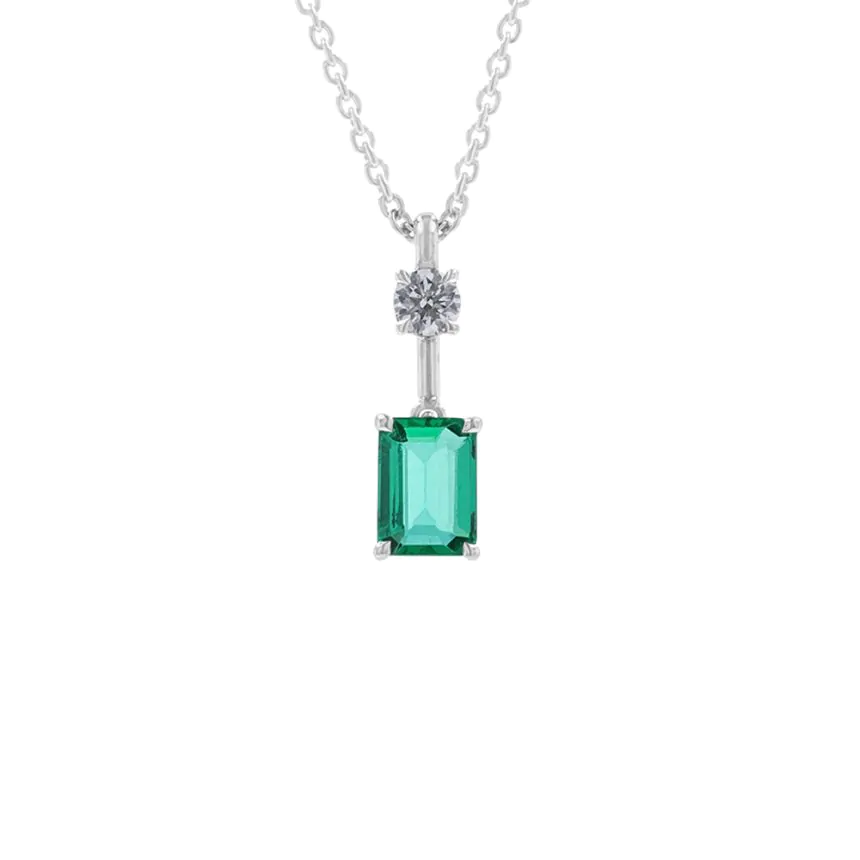 18ct White Gold 0.88ct Emerald and 0.14ct Diamond Pendant and Chain