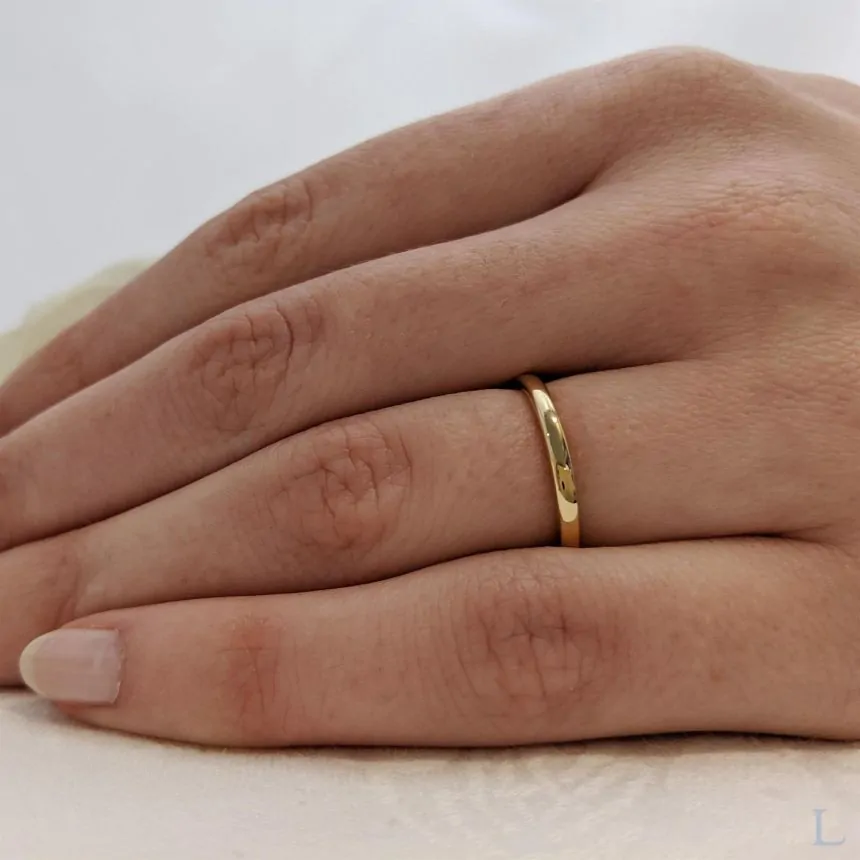 Family 18ct Yellow Gold Wedding Ring