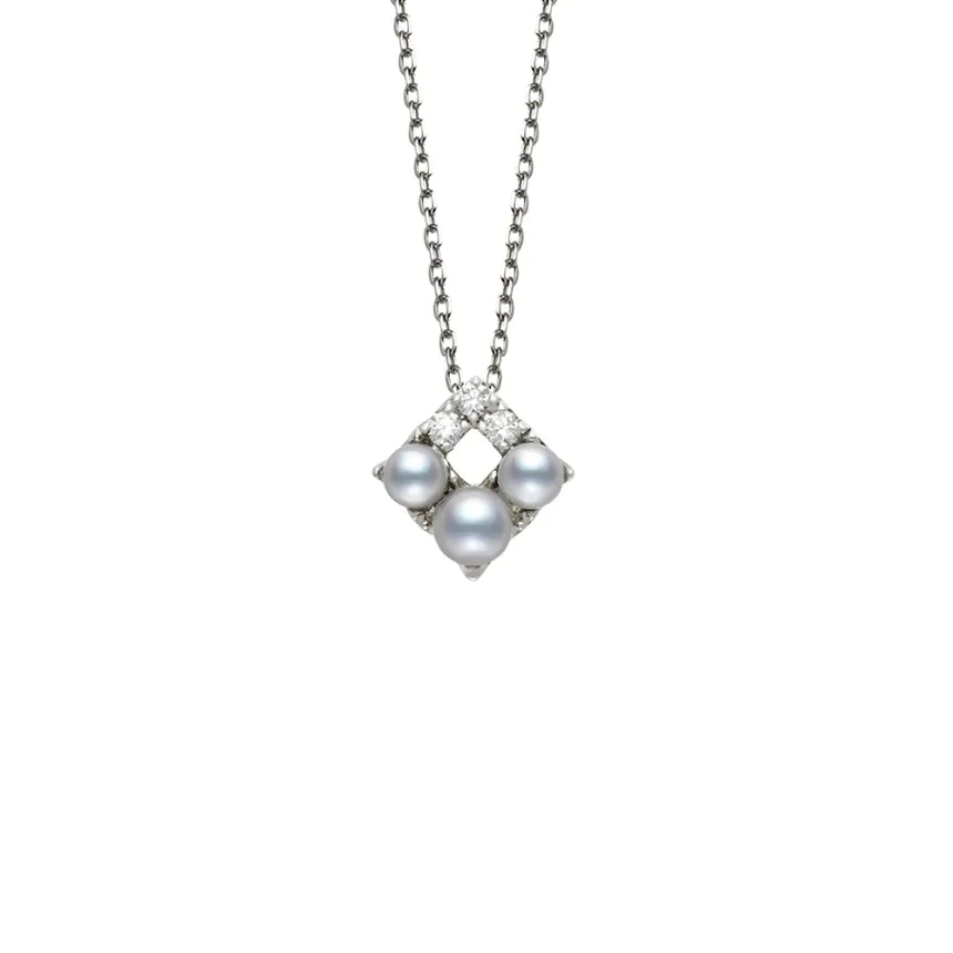 Mikimoto 18ct White Gold Pearl and Diamond Falling Flakes Pendant 17