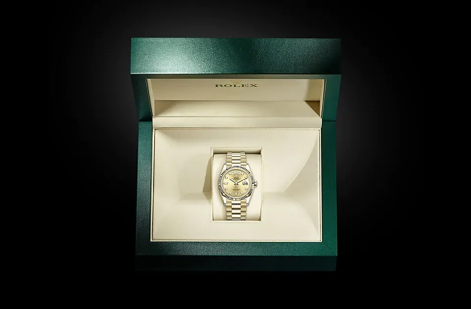 Rolex Day-Date 36 M128238-0008 watch in box 