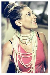 carrie-bradshaw-pearls