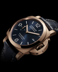 PAM1112 Close Up Front Panerai watches and wonders