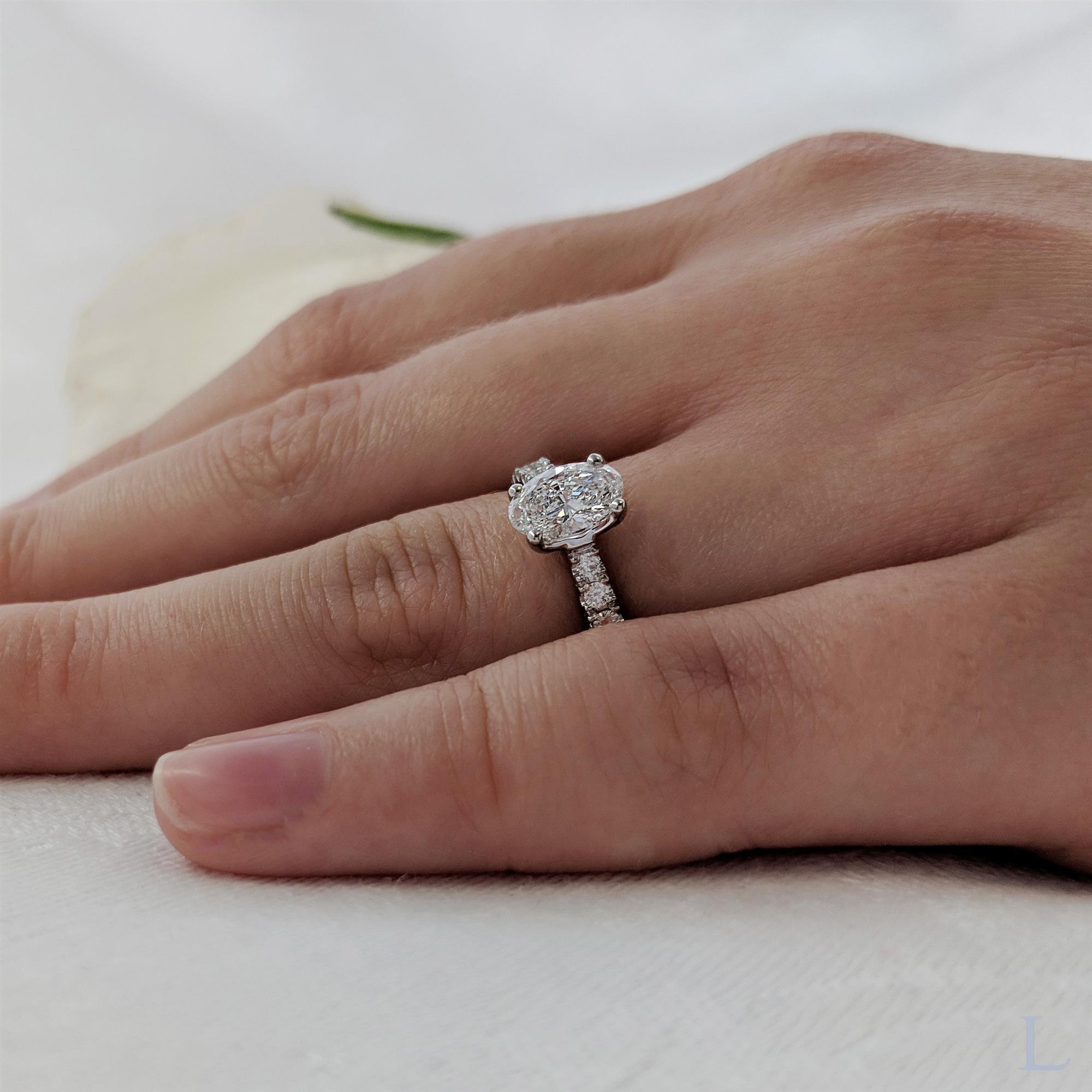 Oval Cut Diamond