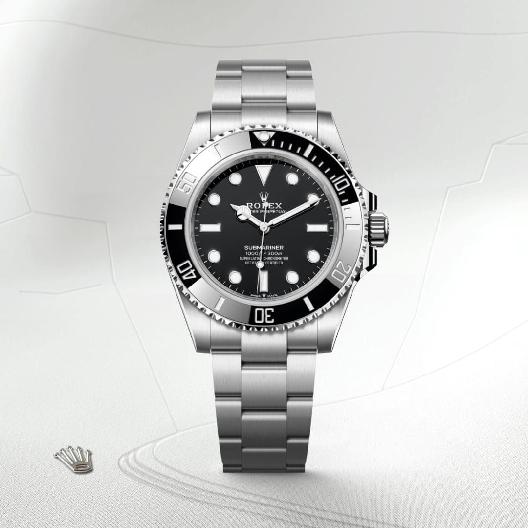 Rolex Submariner M124060-0001 watch front facing