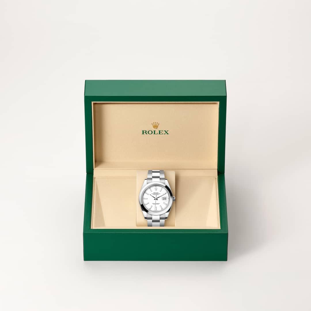 Rolex Datejust 41 M126300-0005 in Rolex box