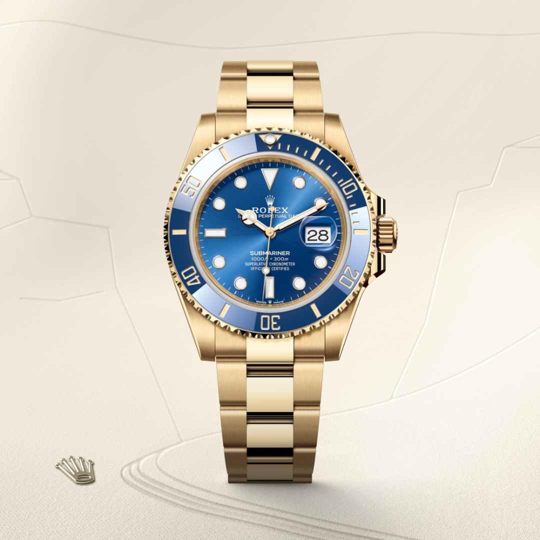 Rolex Submariner Date M126618LB-0002 watch front facing
