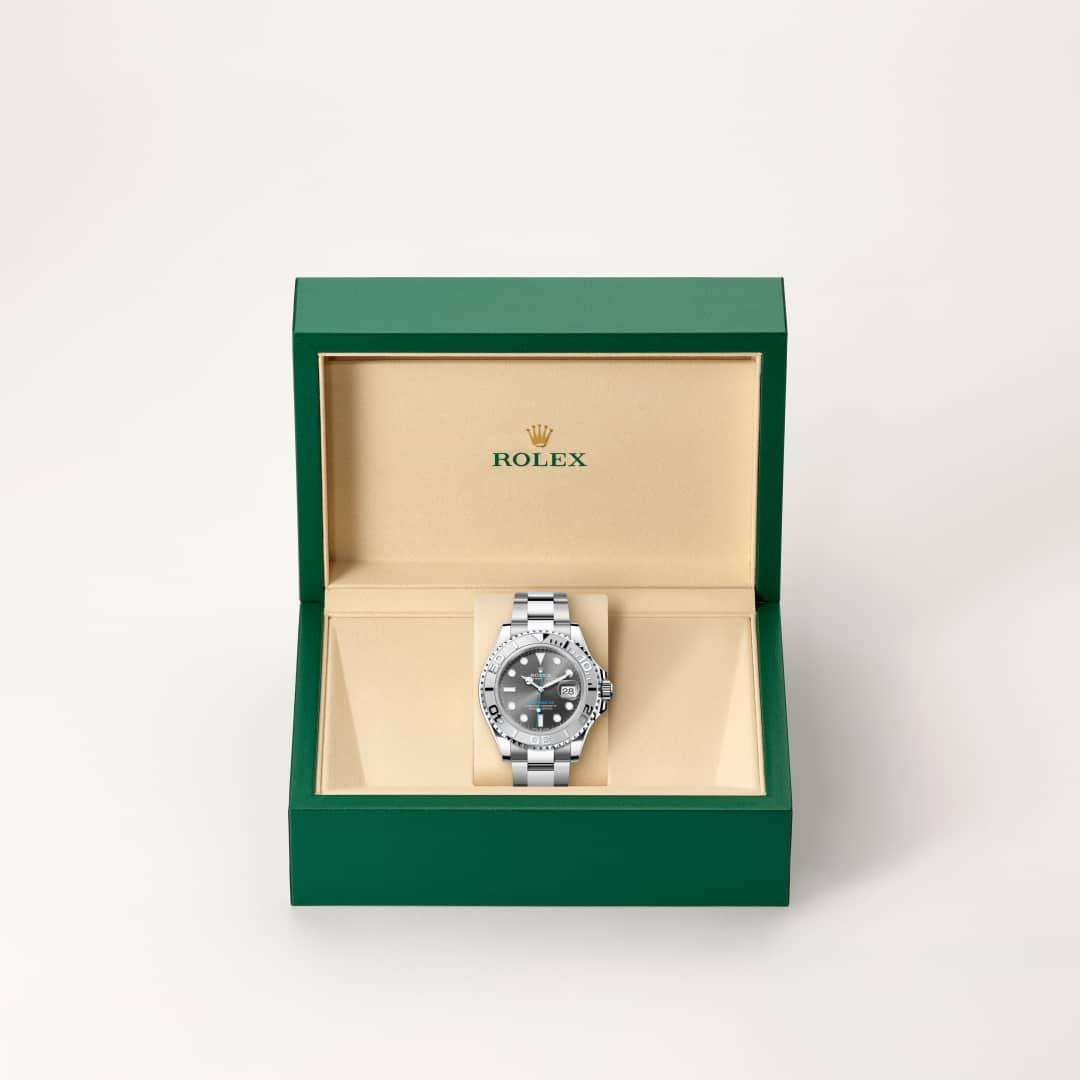 Rolex Yacht-Master 40 M126622-0001 in Rolex box
