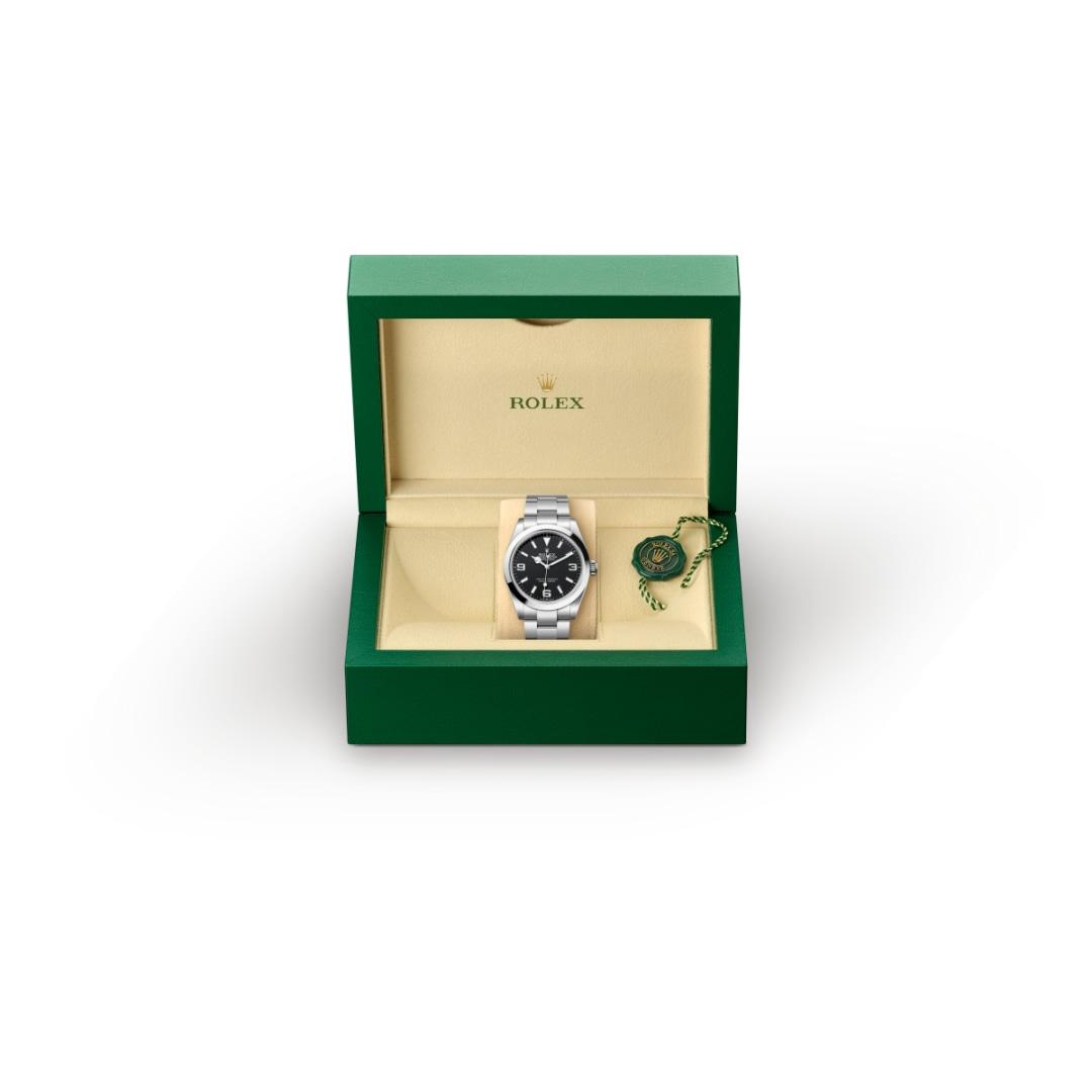 Rolex Explorer 40 M224270-0001 in Rolex box