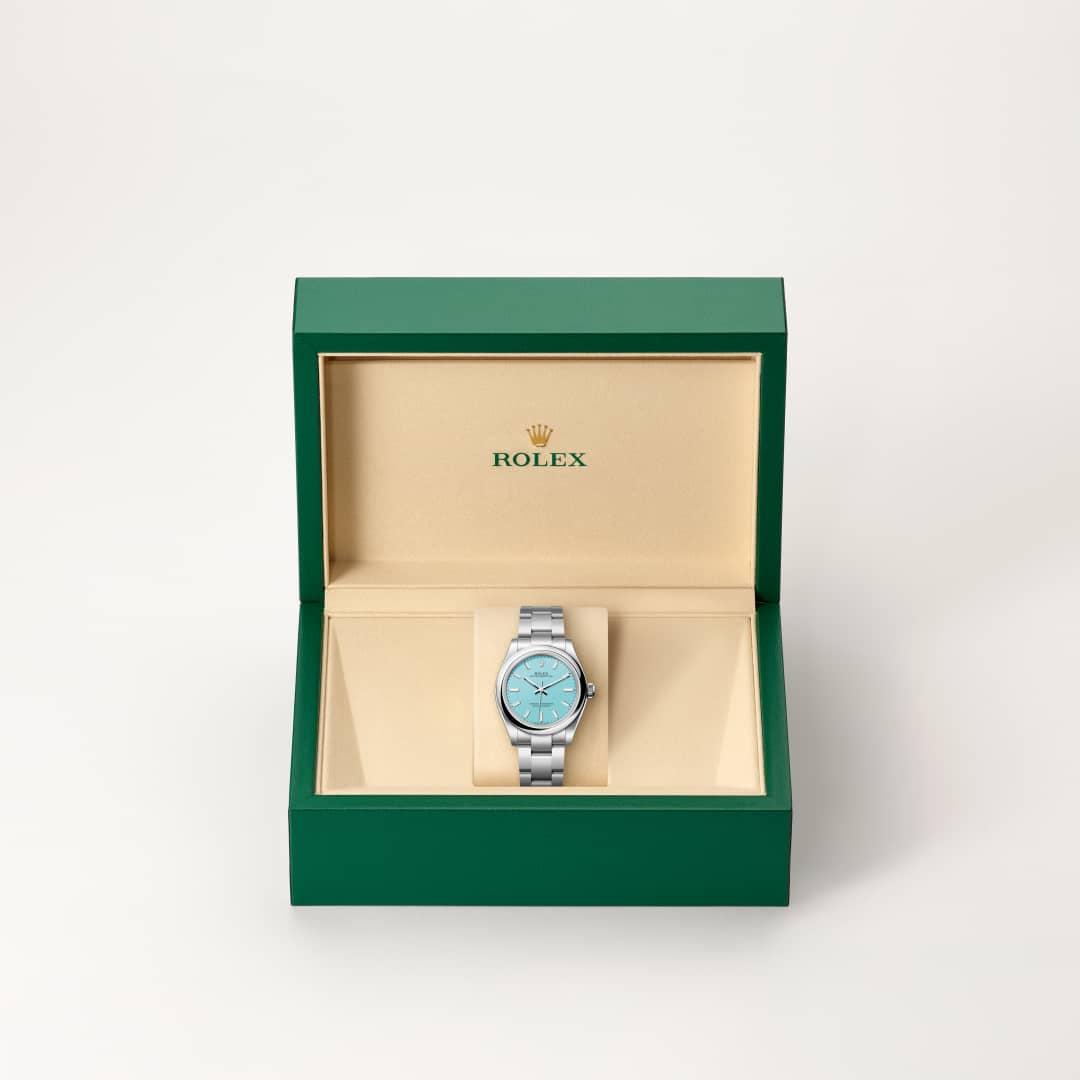 Rolex Oyster Perpetual 31 M277200-0007 in Rolex box