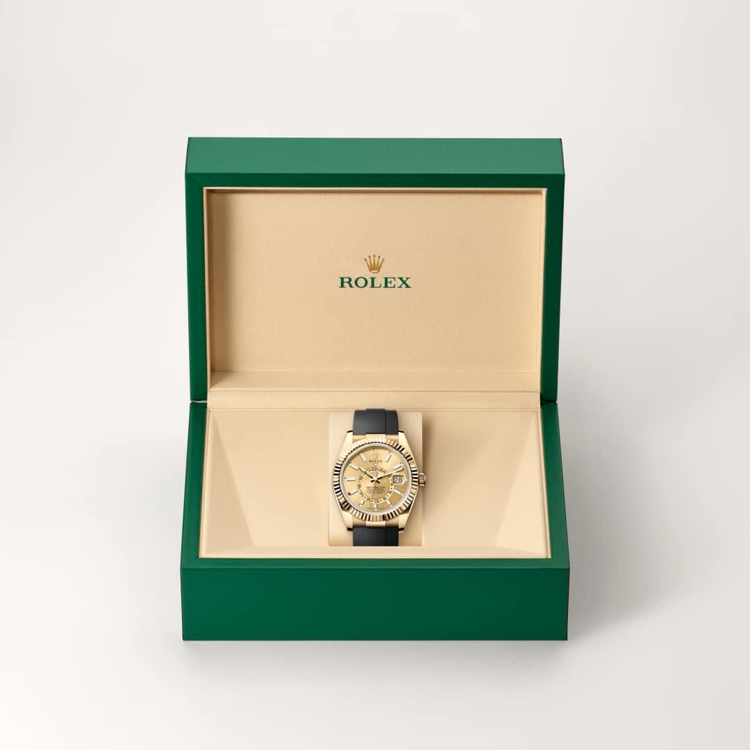 Rolex Sky-Dweller M336238-0001 in Rolex box