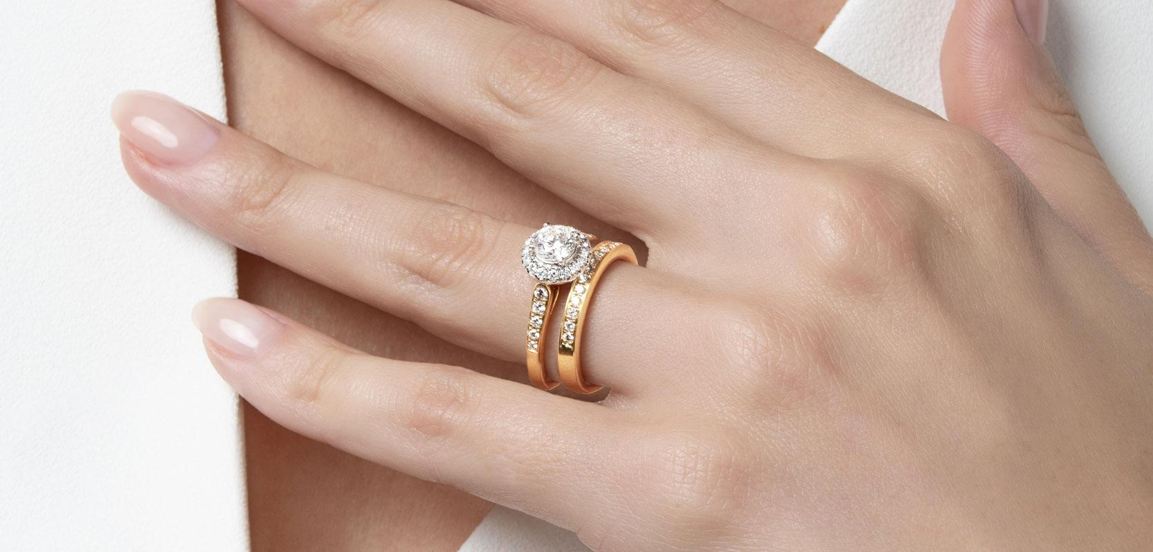 Unlock 15% off  wedding bands after the purchase of an engagement ring