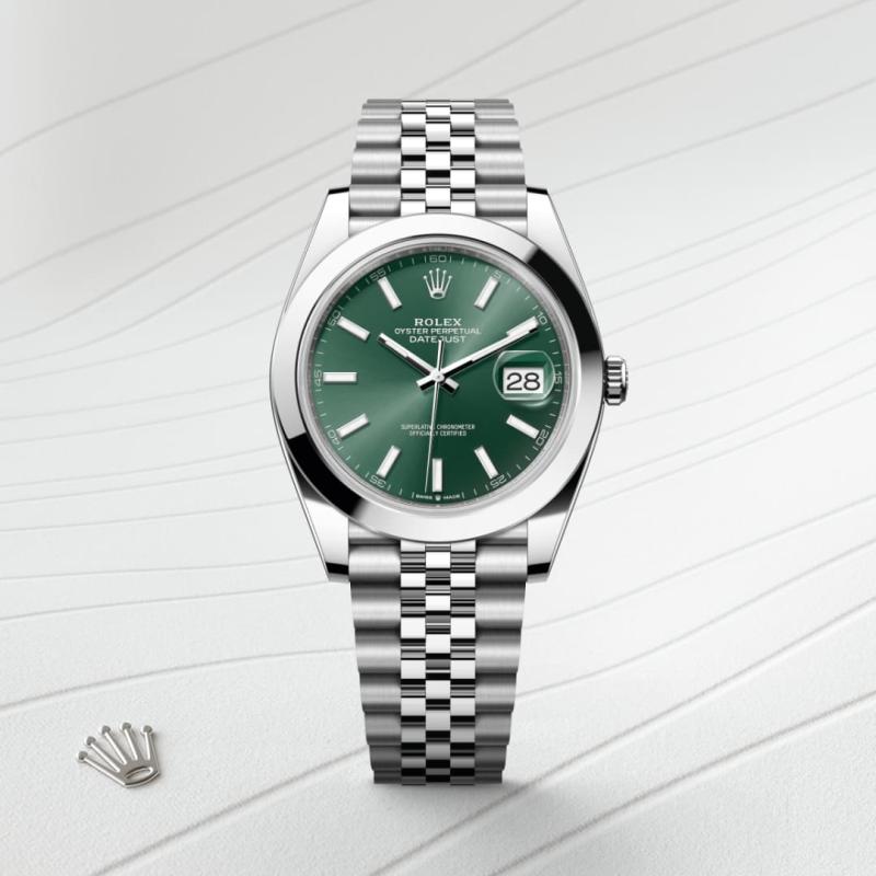 Rolex Datejust M126300-0020 front facing