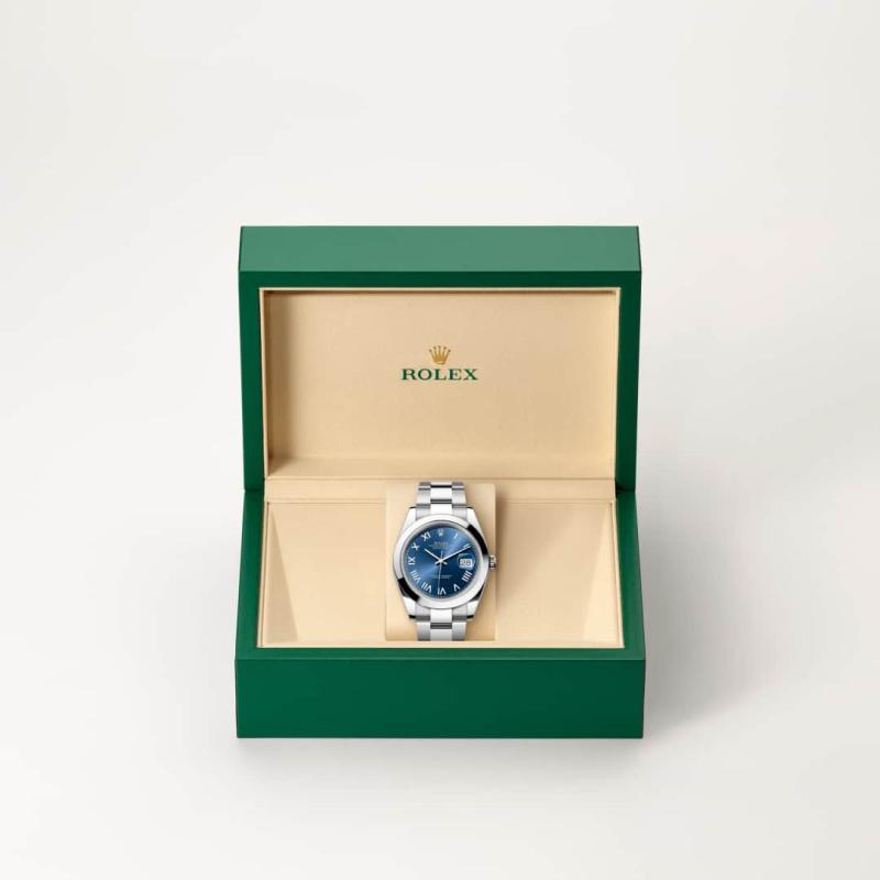 Rolex M126300-0029 in Rolex Box