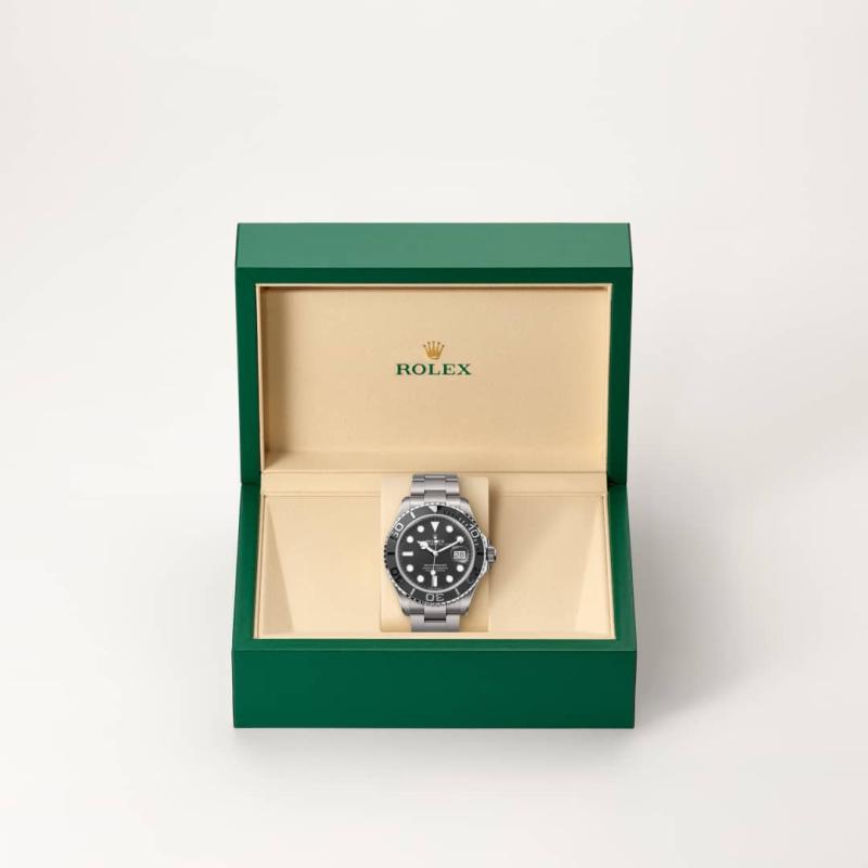 Rolex Yacht-Master 42 M226627-0001 in Rolex box 