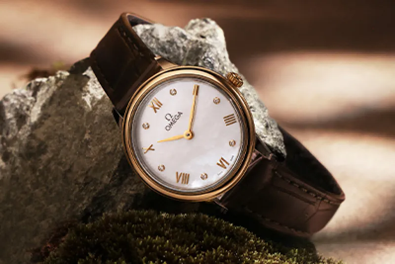 Pre-Owned OMEGA with brown leather strap