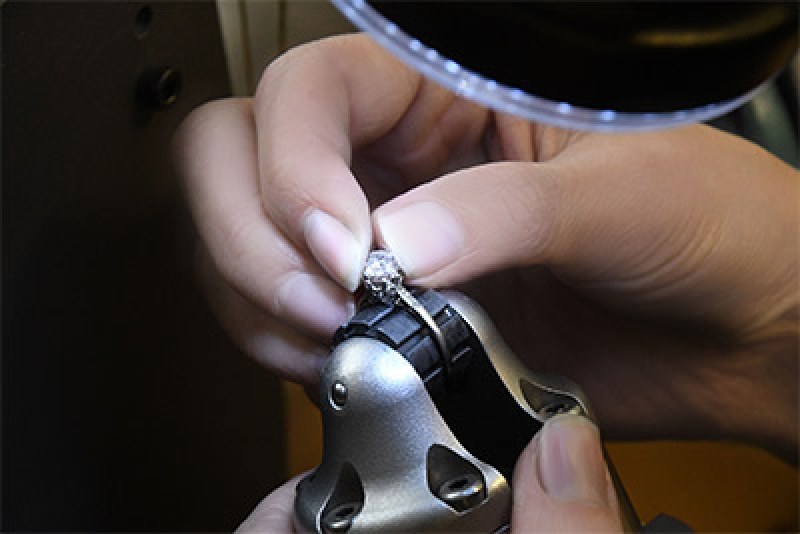 Jewellery Servicing at Laings