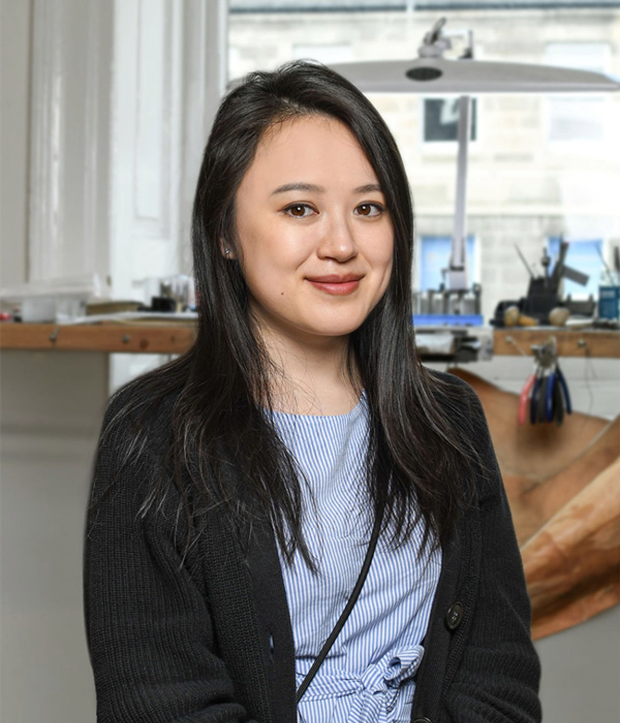 MEET VIVIEN LAM