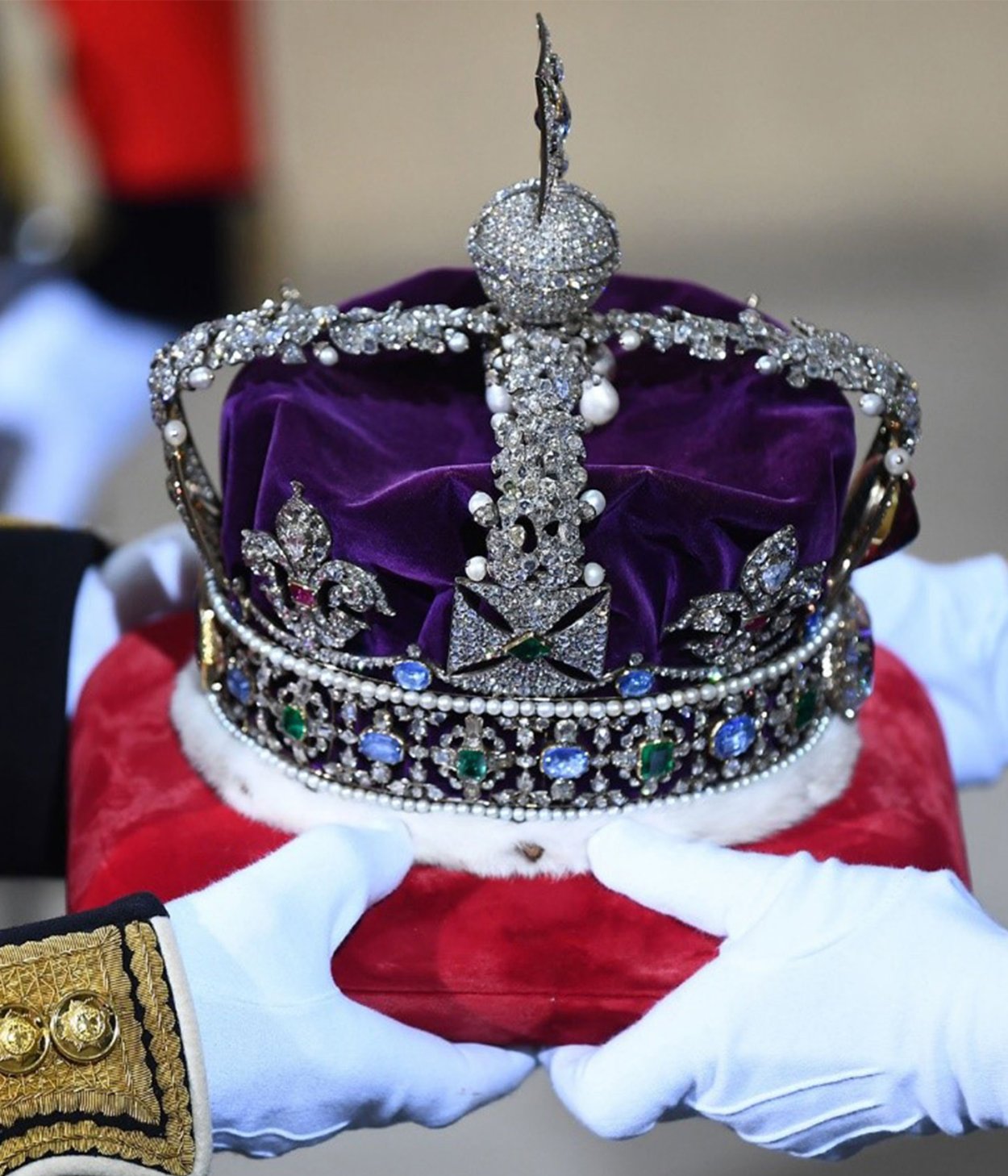Regal Reading: The Coronation Crowns
