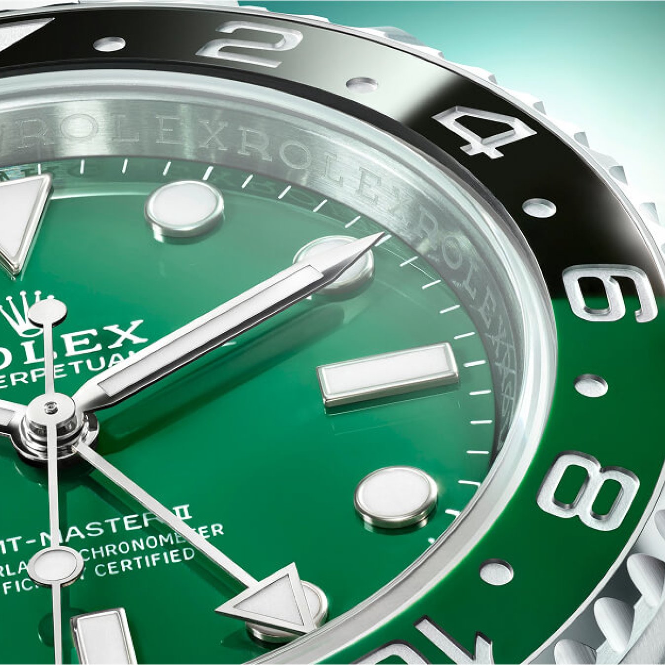 Detail of the green dial and ceramic bezel