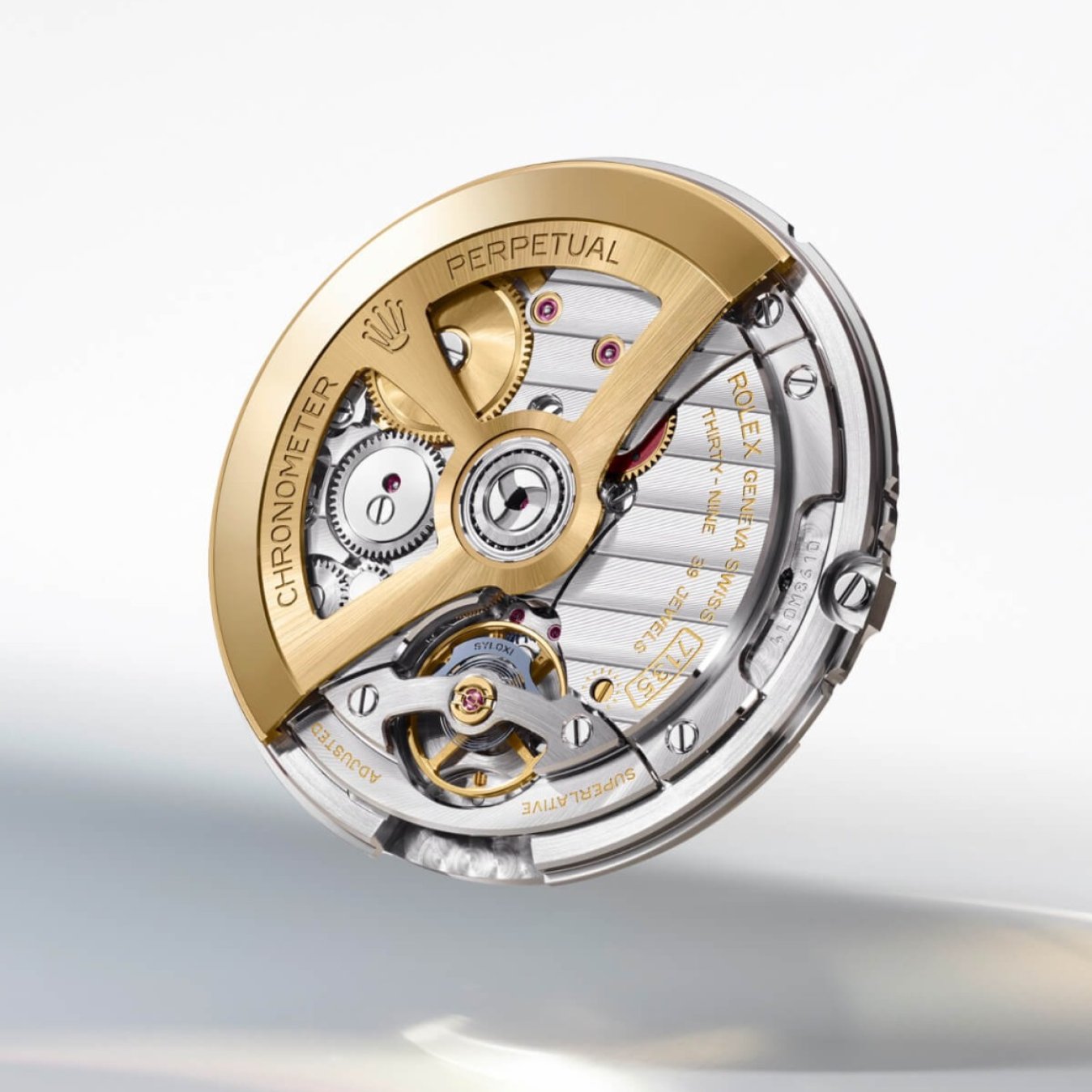 The Calibre 7135 movement contained in the Land-Dweller timepieces