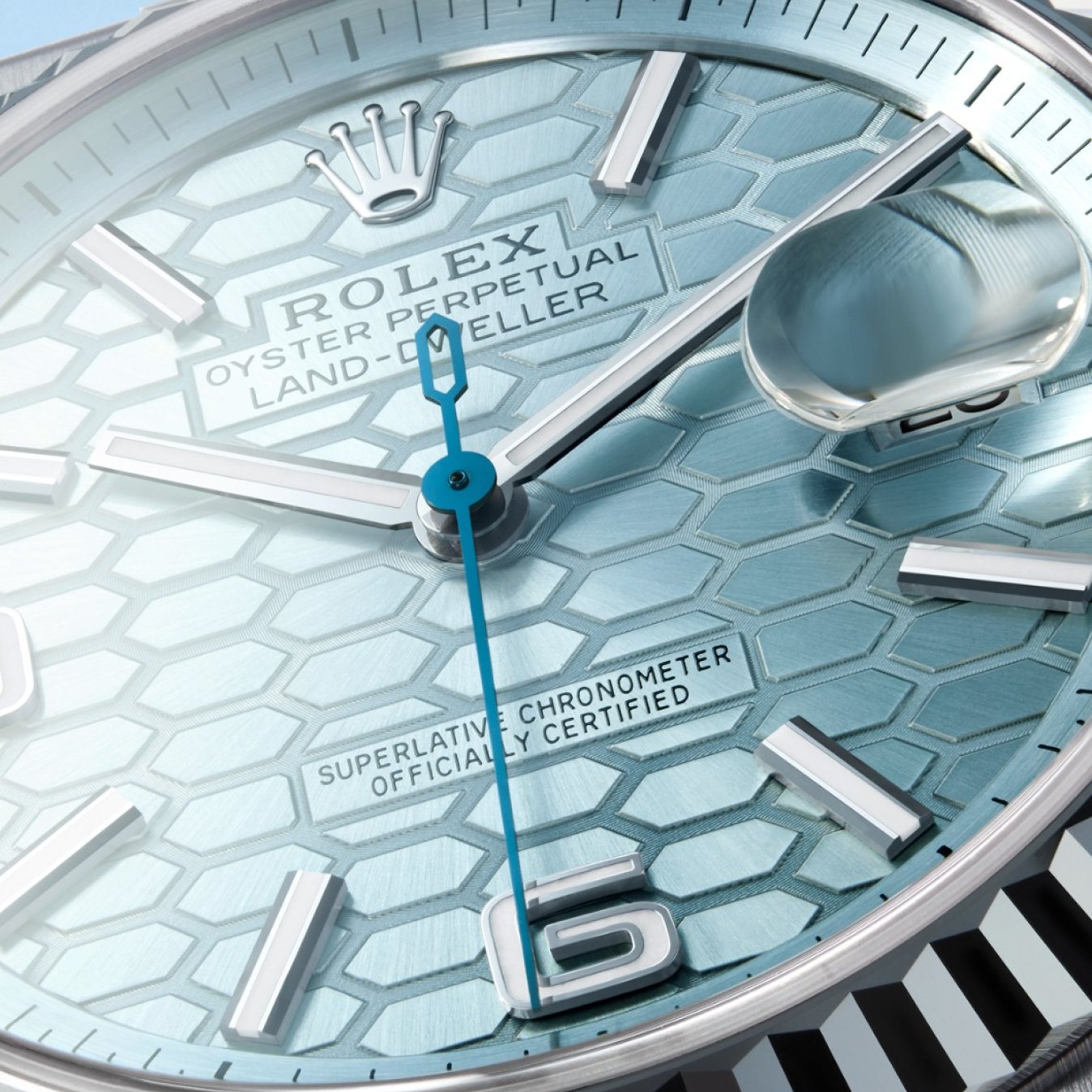 Detail of the honeycomb dial