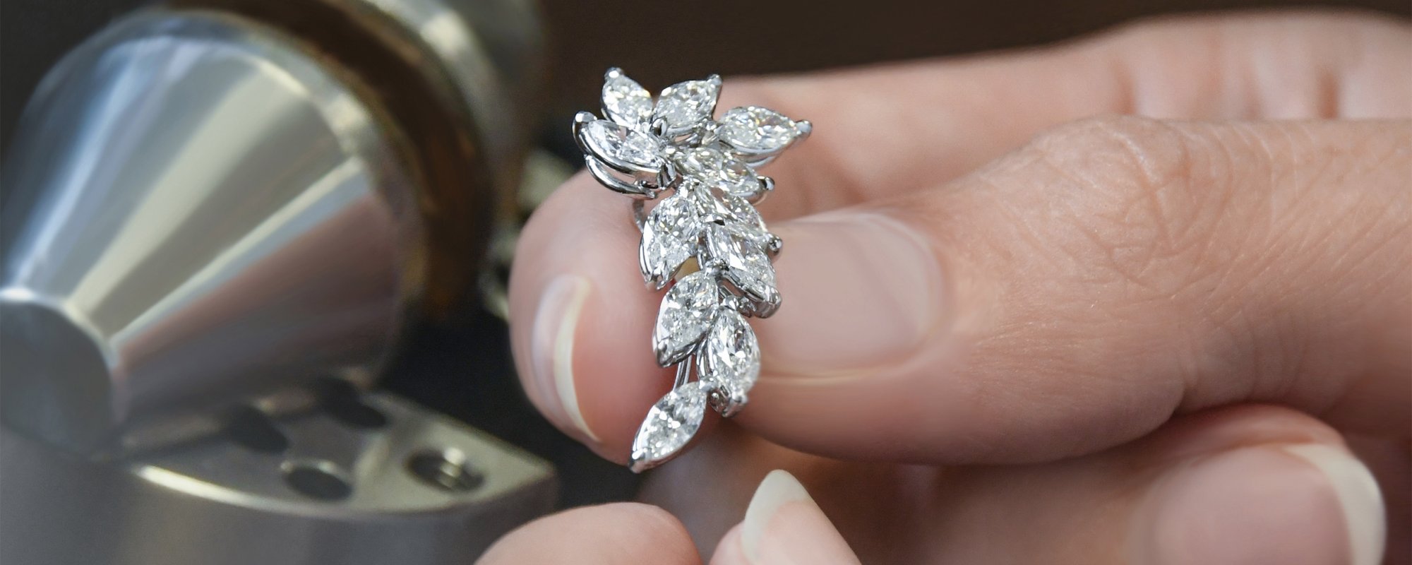 Cleaning Your Watches and Diamond Jewellery at Home Laings