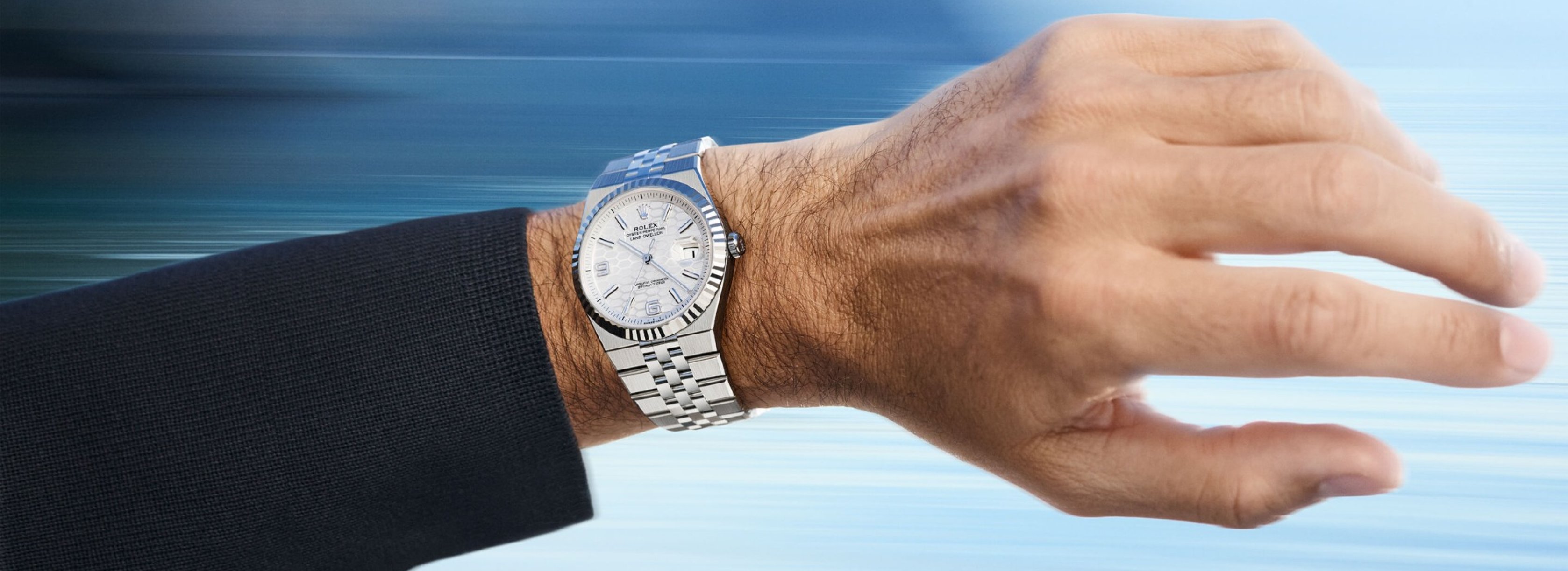 Roger Federer wearing the Land-Dweller in Oystersteel