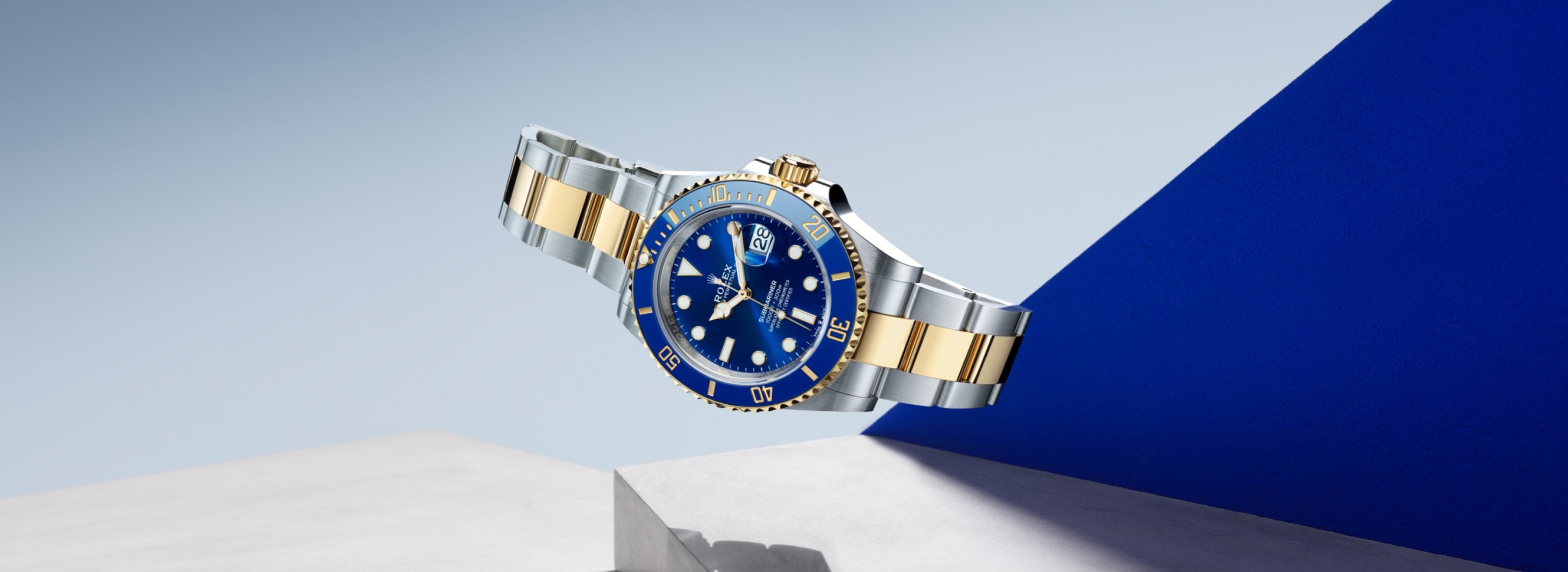 Rolex Submariner Watch in Oystersteel and 18 ct Yellow Gold with Blue Bezel and Dial