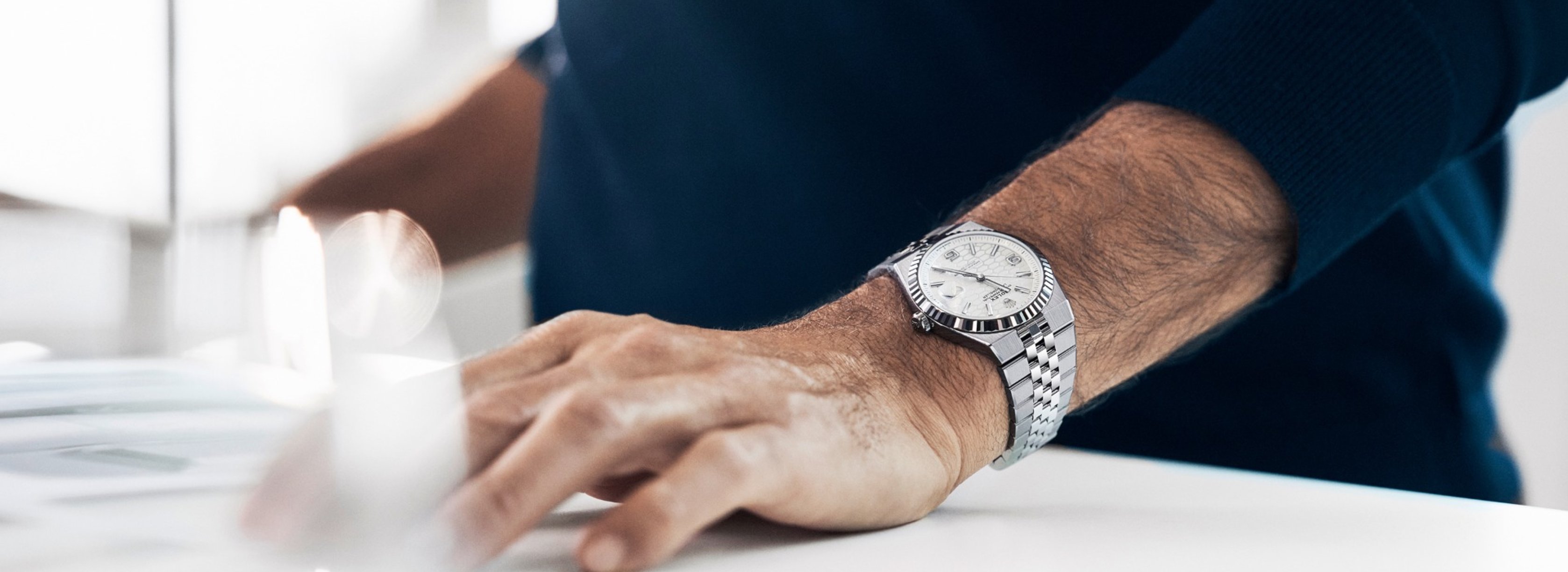 Roger Federer wearing the Land-Dweller in Oystersteel