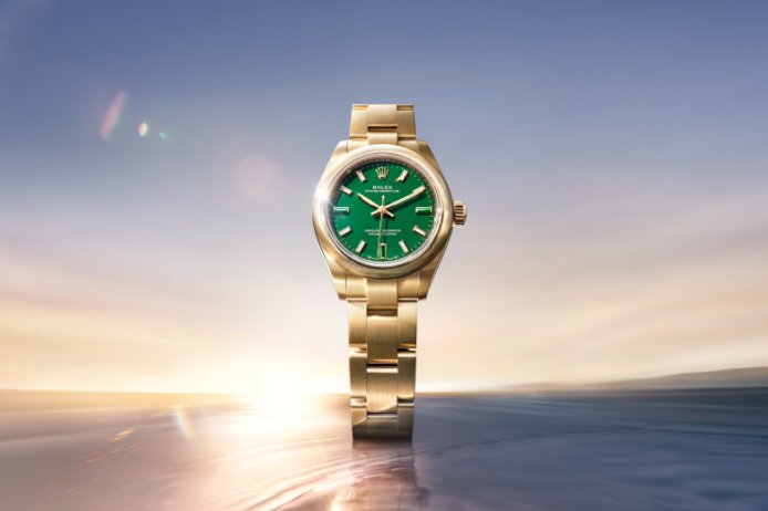 Discover Oyster Perpetual 28 & 34 Watches
